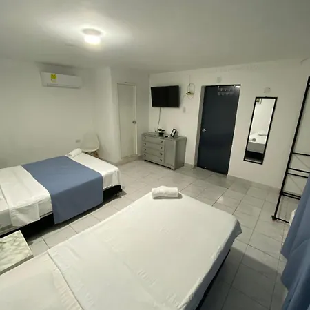 Habitación Independiente Cerca Al Aeropuerto 1 *